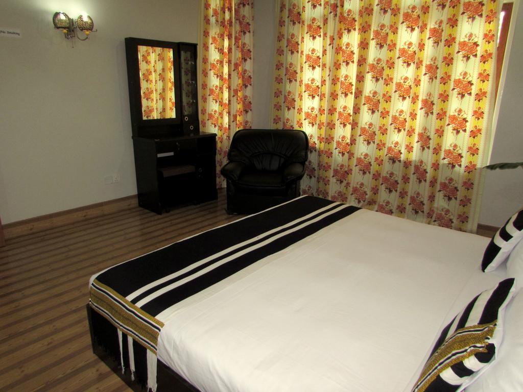 Dhonfulhafi Inn Maalhos  Exterior photo