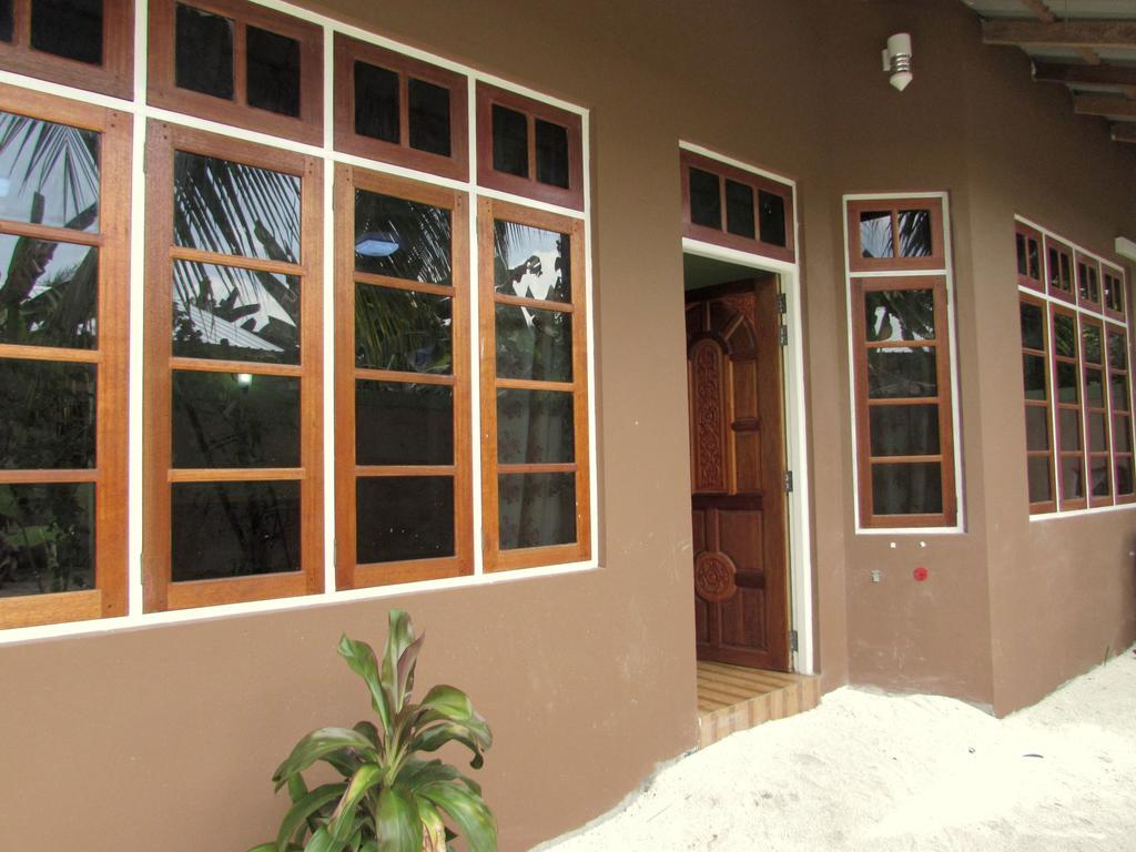 Dhonfulhafi Inn Maalhos  Exterior photo